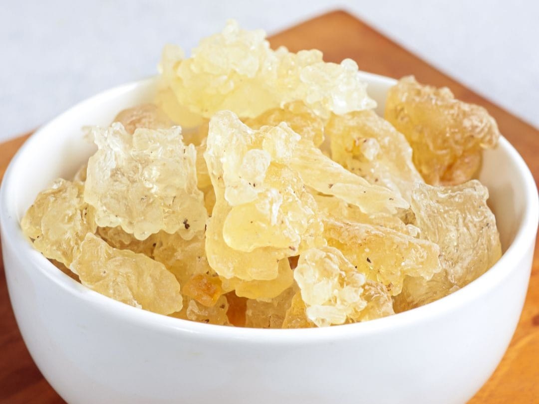 NDTVMarathi's tweet card. डाएटमध्ये या पारदर्शी पदार्थाचा समावेश केल्यास शरीरातील उष्णता कमी होण्यास मदत मिळू शकते.