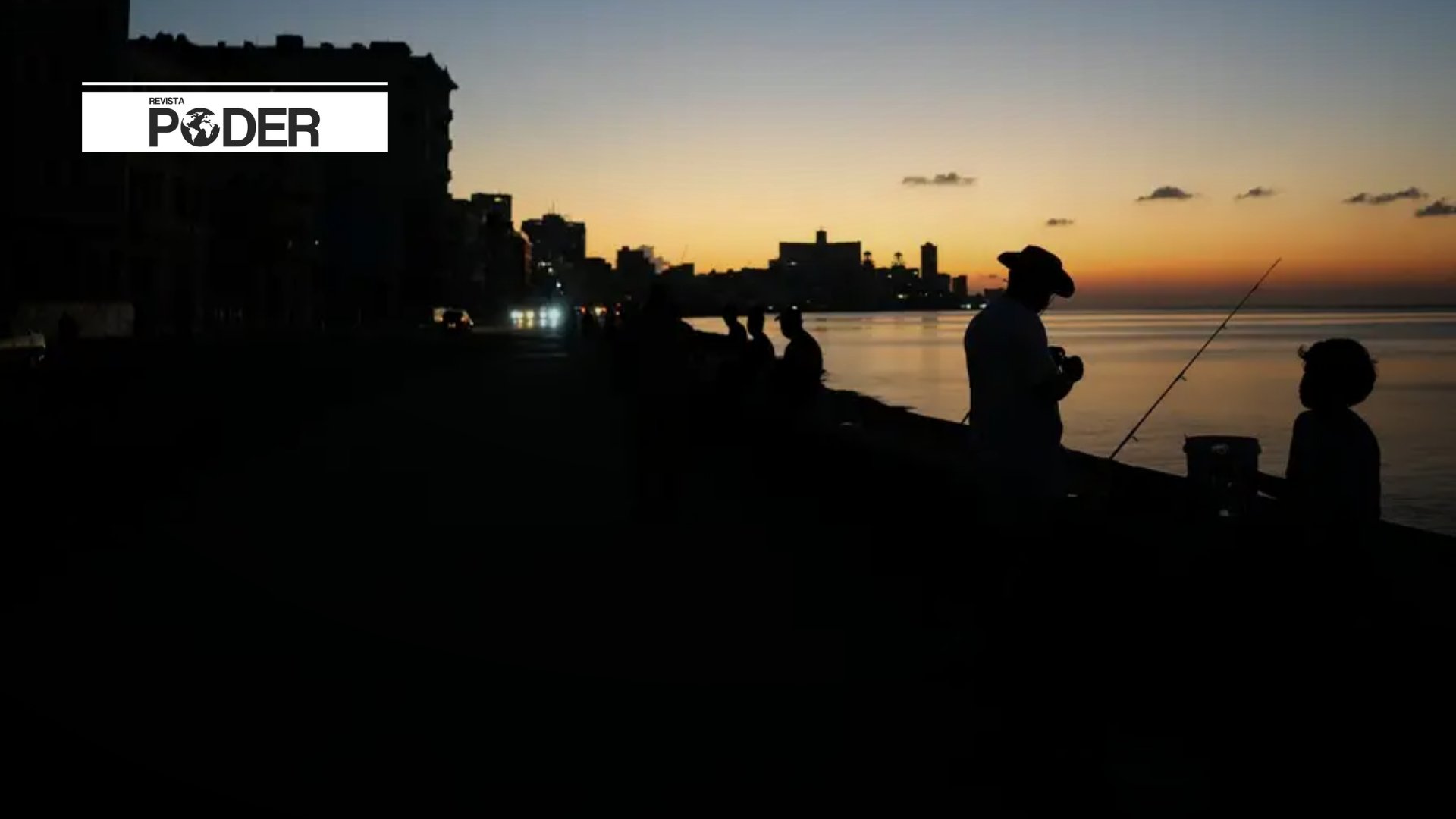 RevistaPODERcol's tweet card. La madrugada del miércoles volvió a poner en evidencia la profunda crisis energética que atraviesa Cuba, cuando un colapso parcial de la red eléctrica dejó sin luz a La Habana y gran parte del...