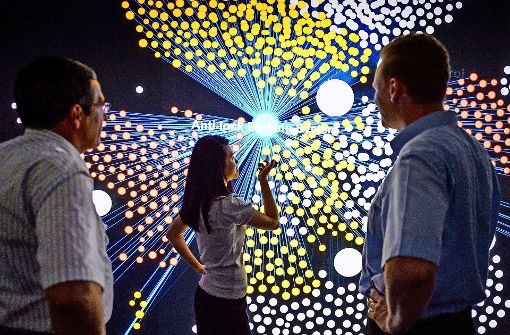 ManfredKauer's tweet card. Das Land investiert in die Zukunft und begründet mit dem Max-Planck-Institut, den Unis Stuttgart und Tübingen das Cyber Valley. Dort soll vor allem zur künstlichen Intelligenz geforscht werden.