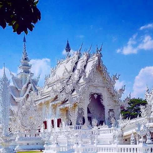 BackPackExplo's tweet card. Ninou Nivou (@ninou.nivou) • Instagram photo