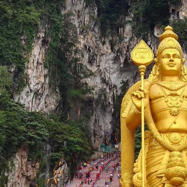 BackPackExplo's tweet card. Ninou Nivou (@ninou.nivou) • Instagram photo