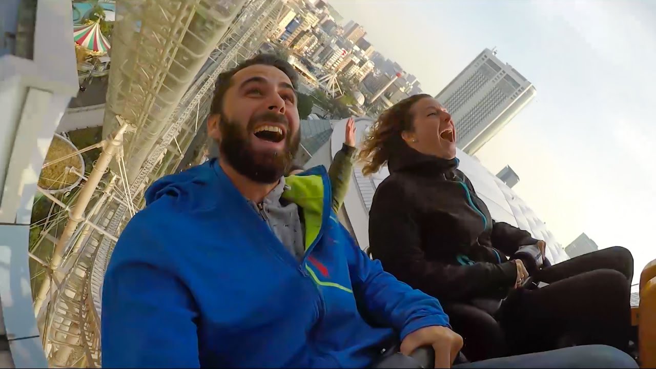 BackPackExplo's tweet card. Il se passe des trucs de dingue en plein Tokyo ???!!! :D