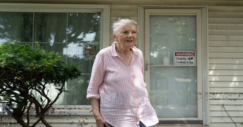 Tweet card summary image