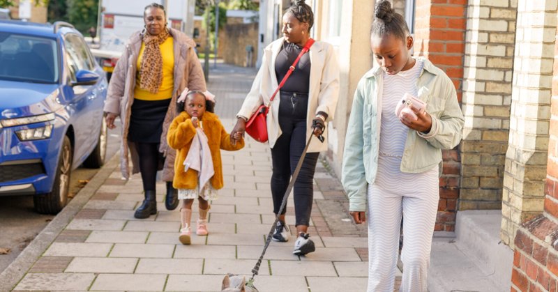 Tweet card summary image