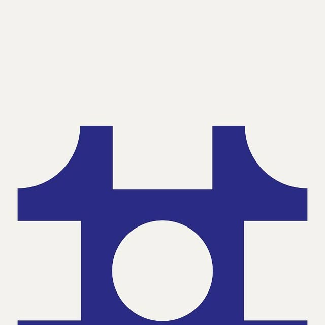 Burrows_Design's tweet card. LogoArchive.GreatBritain (@logoarchive.gb) • Instagram photo