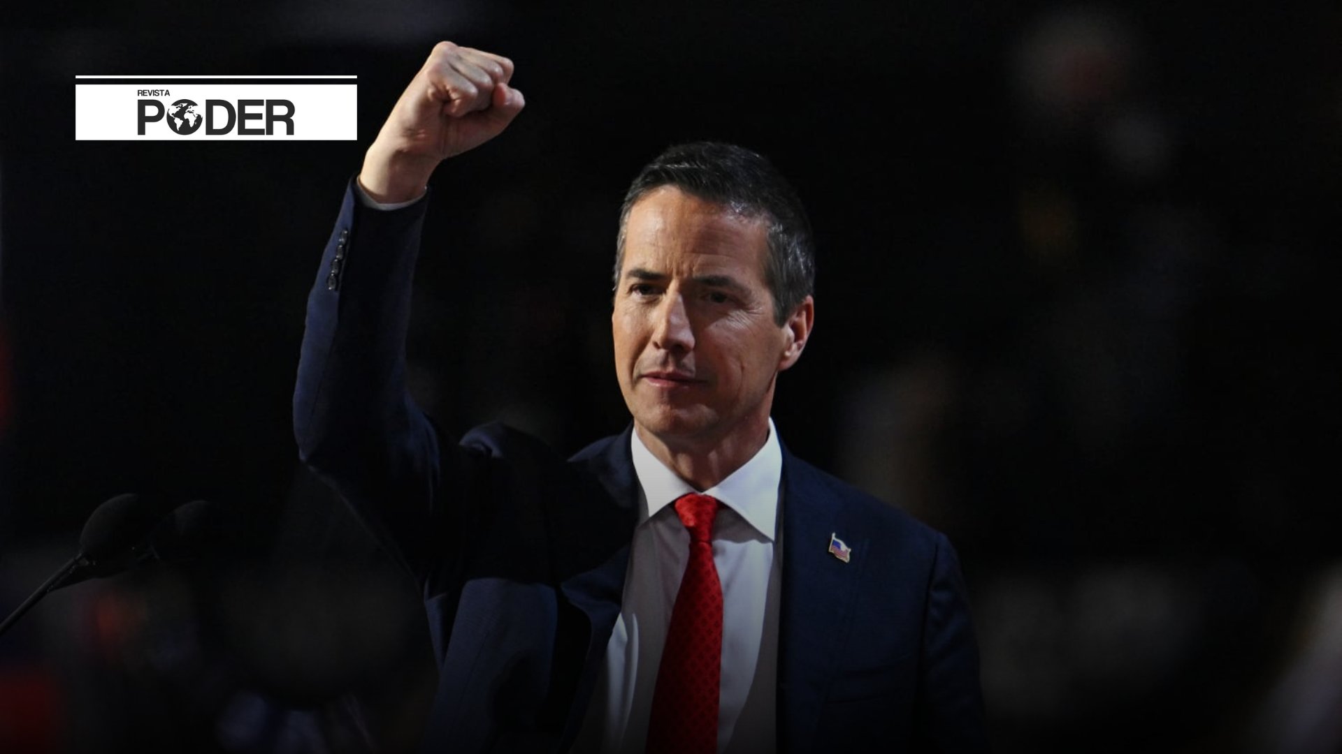 RevistaPODERcol's tweet card. El senador Bernie Moreno impulsa una ley para eliminar la doble ciudadanía en EE. UU., obligando a millones a escoger una sola nacionalidad. Debate y polémica.