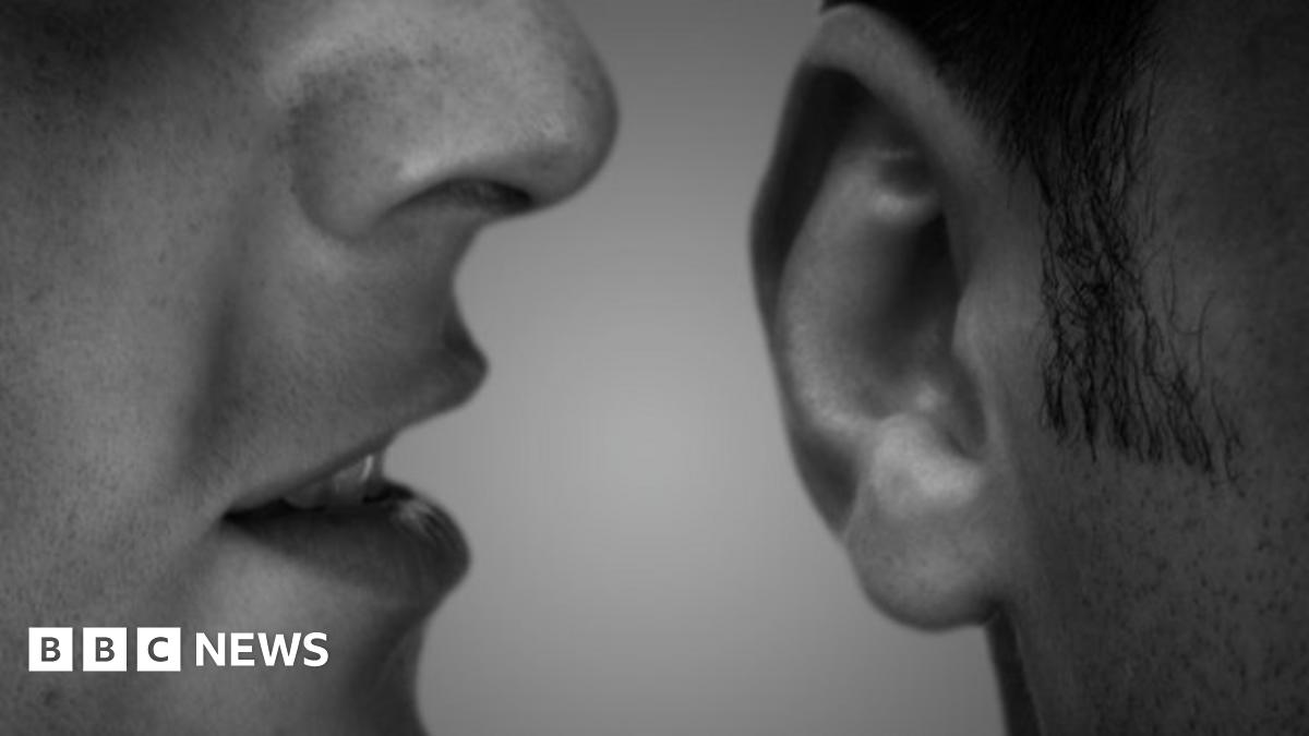 ruskin147's tweet card. The Secret app - which allows people to spread gossip and rumour anonymously - is coming to the UK.