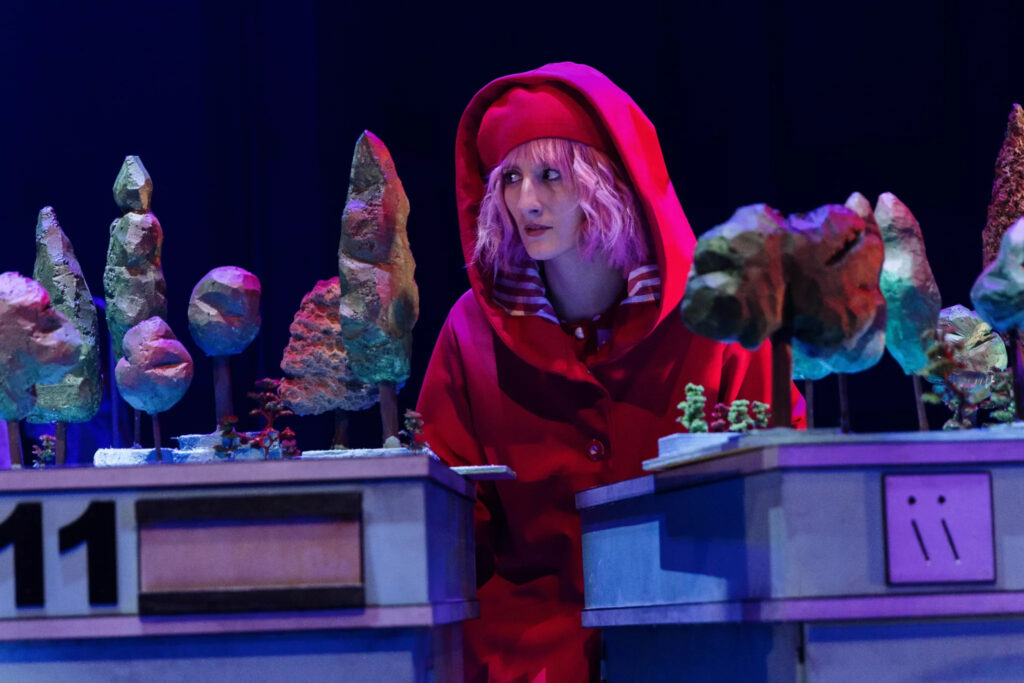 Mas_Escena's tweet card. Con la llegada de diciembre, La Abadía se prepara para abrir sus puertas a universos, propuestas y reflexiones que harán desconectar de la rutina, emocionar y compartir un momento consciente,...