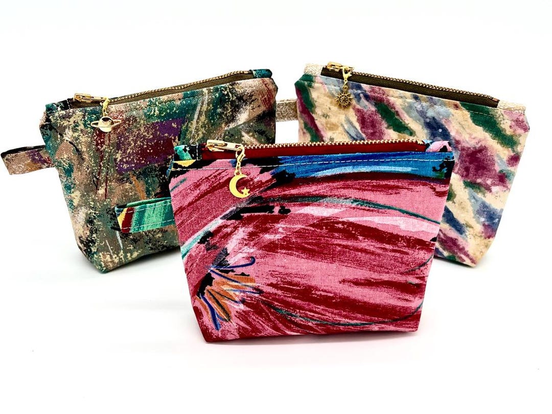 DocksideDesign's tweet card. This Cosmetic Bags item is sold by DocksideDesigns. Ships from Kelso, WA. Listed on Dec 3, 2025