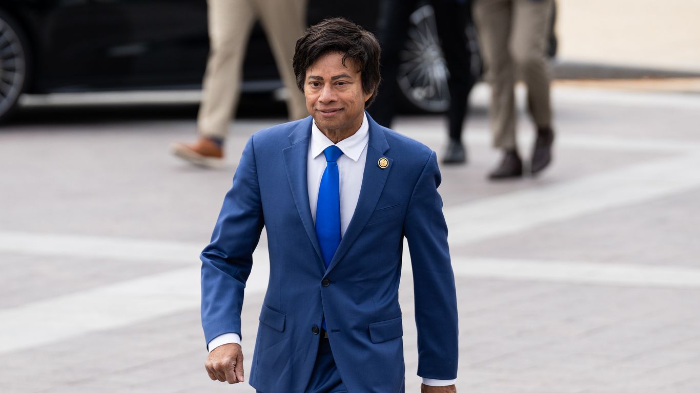 MichaelSpring17's tweet card. The articles will accuse the Hegseth of "murder" and "conspiracy to murder."