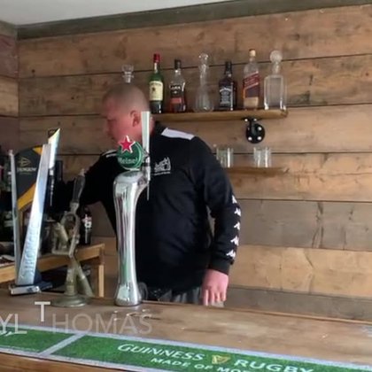 Tweet card summary image