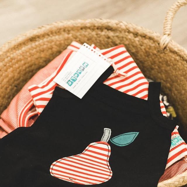 Nobale_Moda's tweet card. nonibarea - Handmade Women’s Clothing (@noni_barea) • Instagram photo