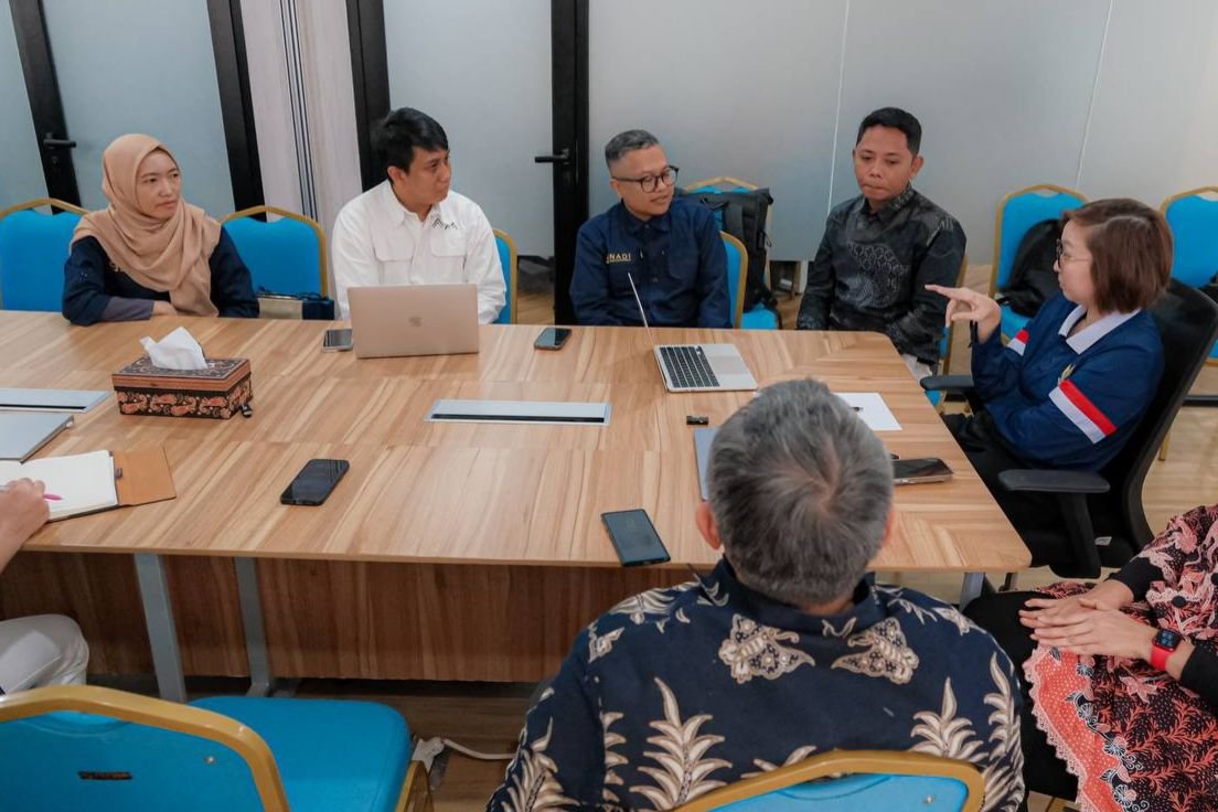 edorusia's tweet card. Para creator content merupakan bagian dari ekonomi kreatif di ranah ekosistem digital yang terus bertumbuh saat ini