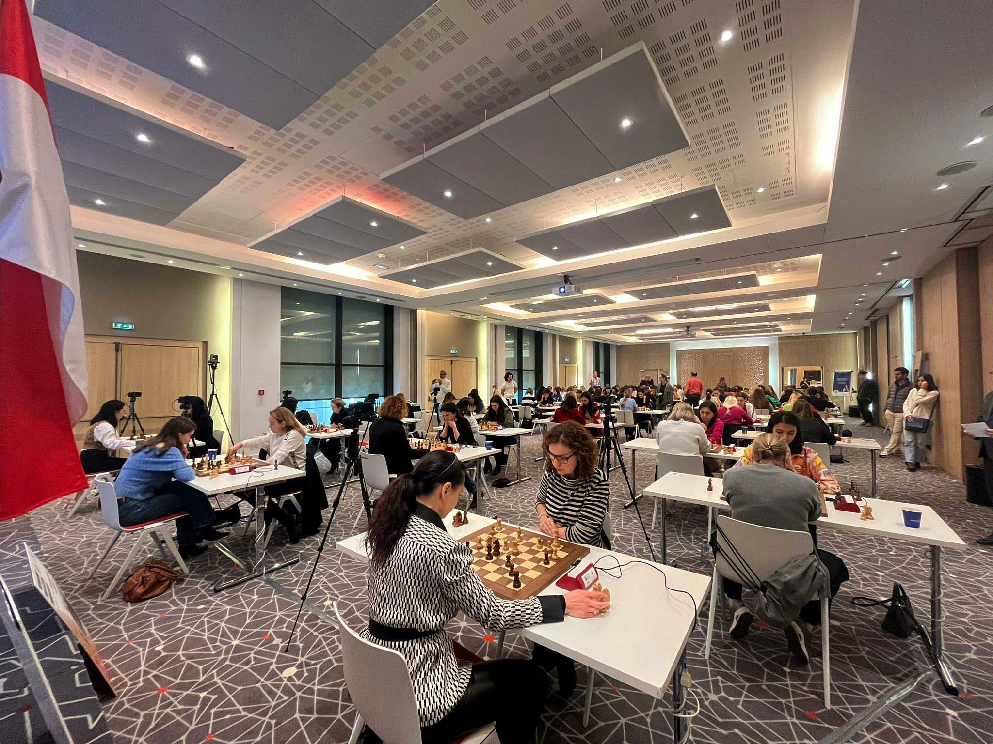 ChessTopics's tweet card. Live games of the European Women's Blitz Chess Championship 2024 exclusively on chesstopics.com!