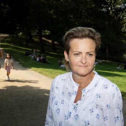 Tweet card summary image