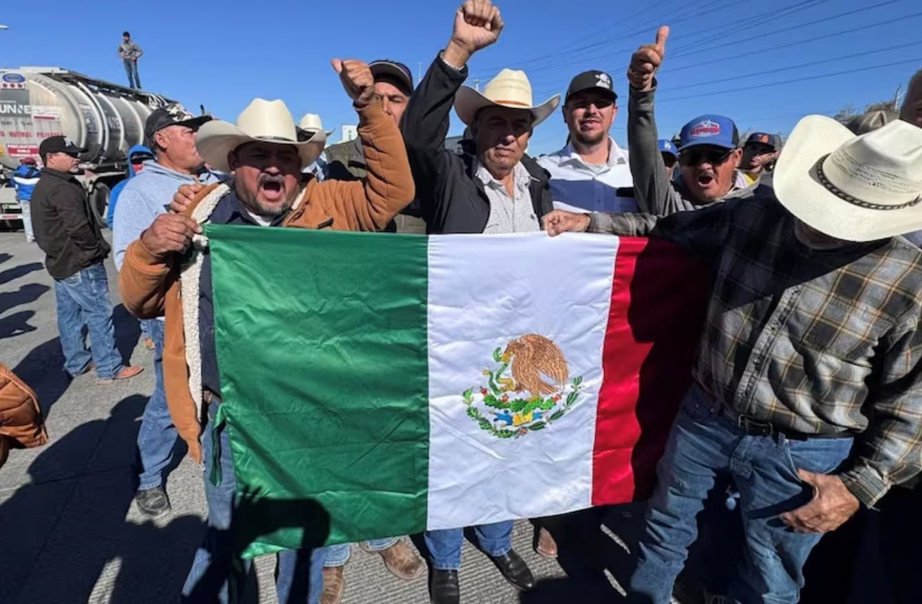 UniversalHgo's tweet card. La iniciativa sigue discutiéndose en la Cámara de Diputados tras semanas de protestas del sector agrícola