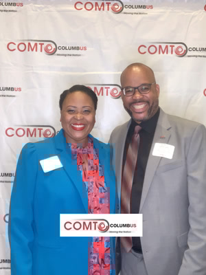 COMTOColumbus's tweet card. Check out my photobooth photo!