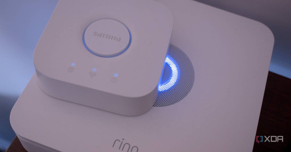 iotguide's tweet card. Should you use Zigbee, Z-Wave, or Matter in your smart home?