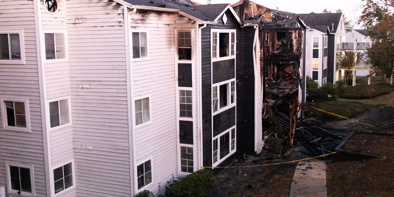 FSView's tweet card. A fire at The Social Seminole apartment complex has caused six non-life threatening injuries