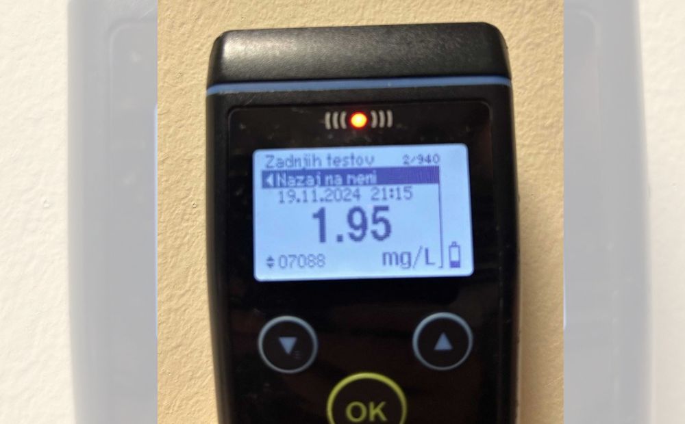 odmevno's tweet card. Murskosoboški policisti so v torek okoli 21. ure na cesti med Dokležovjem in Veržejem ustavili 50-letnega voznika, ki je kazal očitne znake alkoholiziranosti.