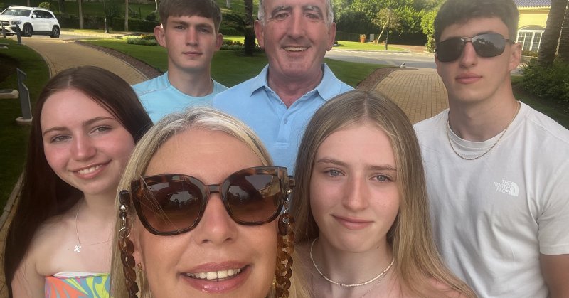 Tweet card summary image