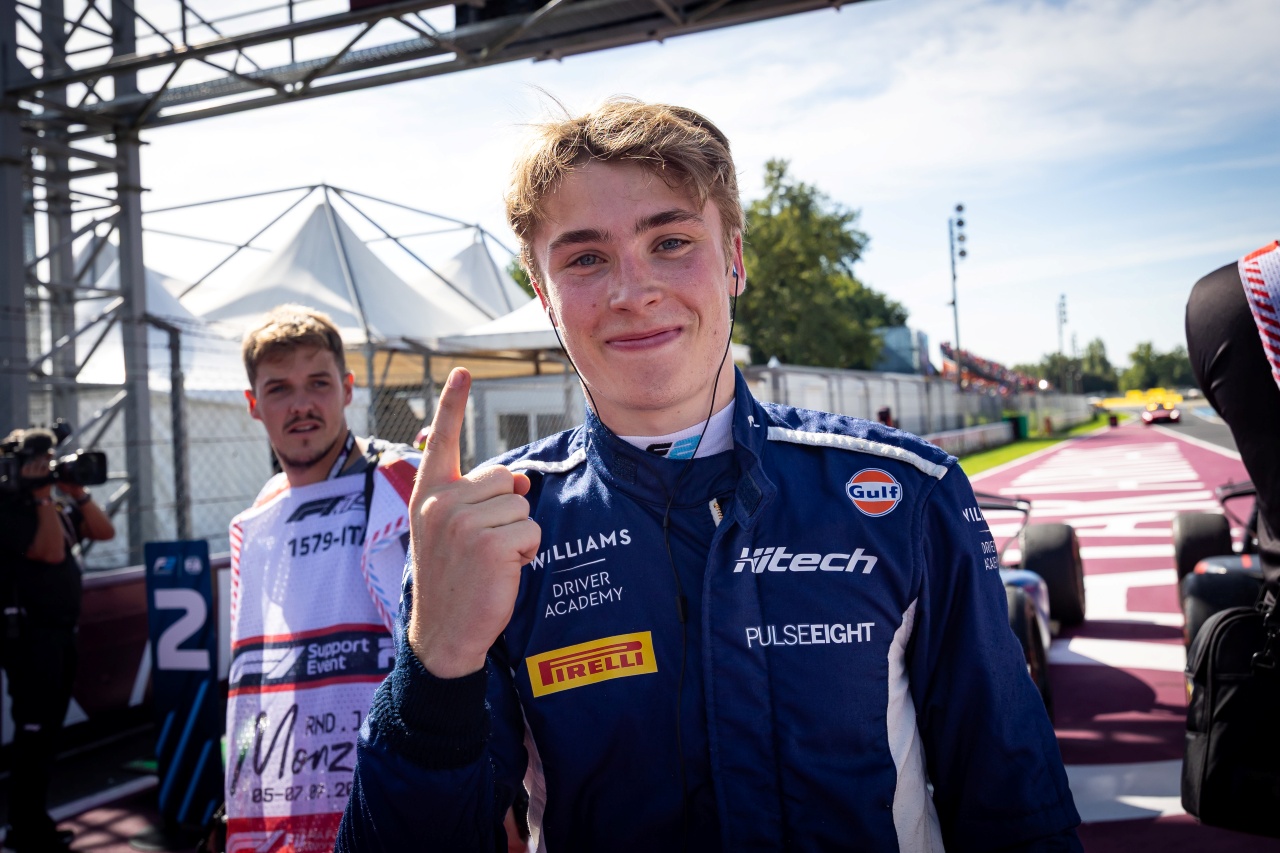 AUTOSPORT_web's tweet card. 　日本レースプロモーション（JRP）が運営している全日本スーパーフォーミュラ選手権は12月4日、公式SNSを通じて、鈴鹿サーキットで12月10～12日に実施予定