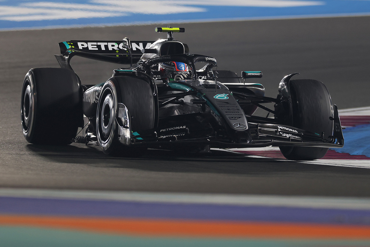 AUTOSPORT_web's tweet card. 　前戦ラスベガスGPに続いて、F1第23戦カタールGPでもアンドレア・キミ・アントネッリ（メルセデス）が素晴らしい走りを披露した。