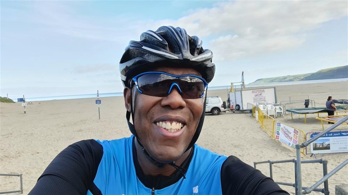 resonate_tech's tweet card. Help Colin Gauntlett raise money to support Alzheimer's Society