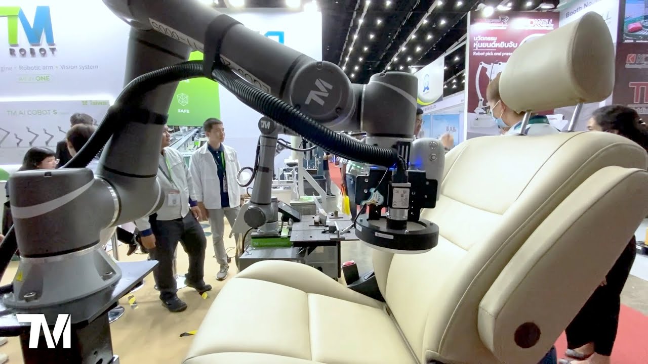 techmanrobot_jp's tweet card. V1A091 TM AI Cobot - Manufacturing Expo 2025