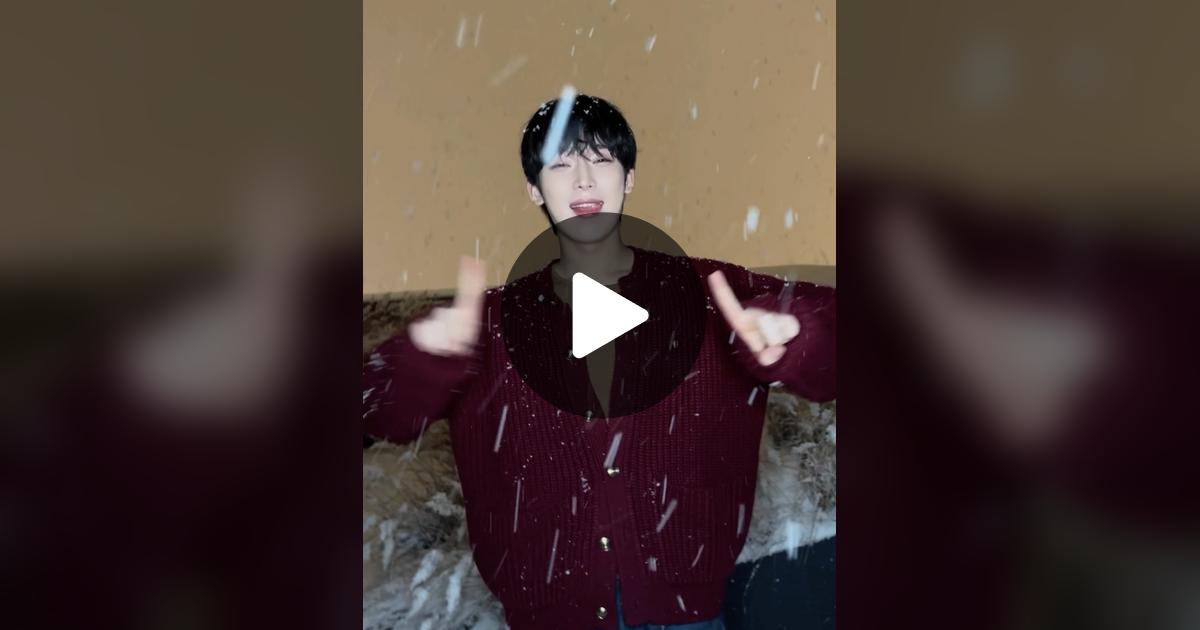 ENHYPEN_members's tweet card. 좋아요 656개, 댓글 109개가 있습니다. "밖에 눈 온다 ❄️"