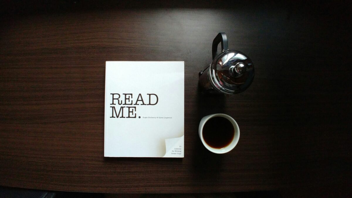 robsgameshack's tweet card. A complete guide on how to create a presskit for your indie game. Learn what to include, how to host it, and discover free tools like Press Kitty and Notion.