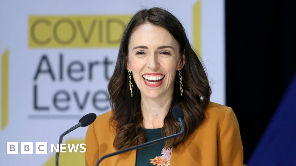 eorden's tweet card. PM Jacinda Ardern says she "did a little dance" as it was confirmed NZ had no active virus cases.