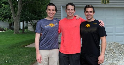 Tweet card summary image