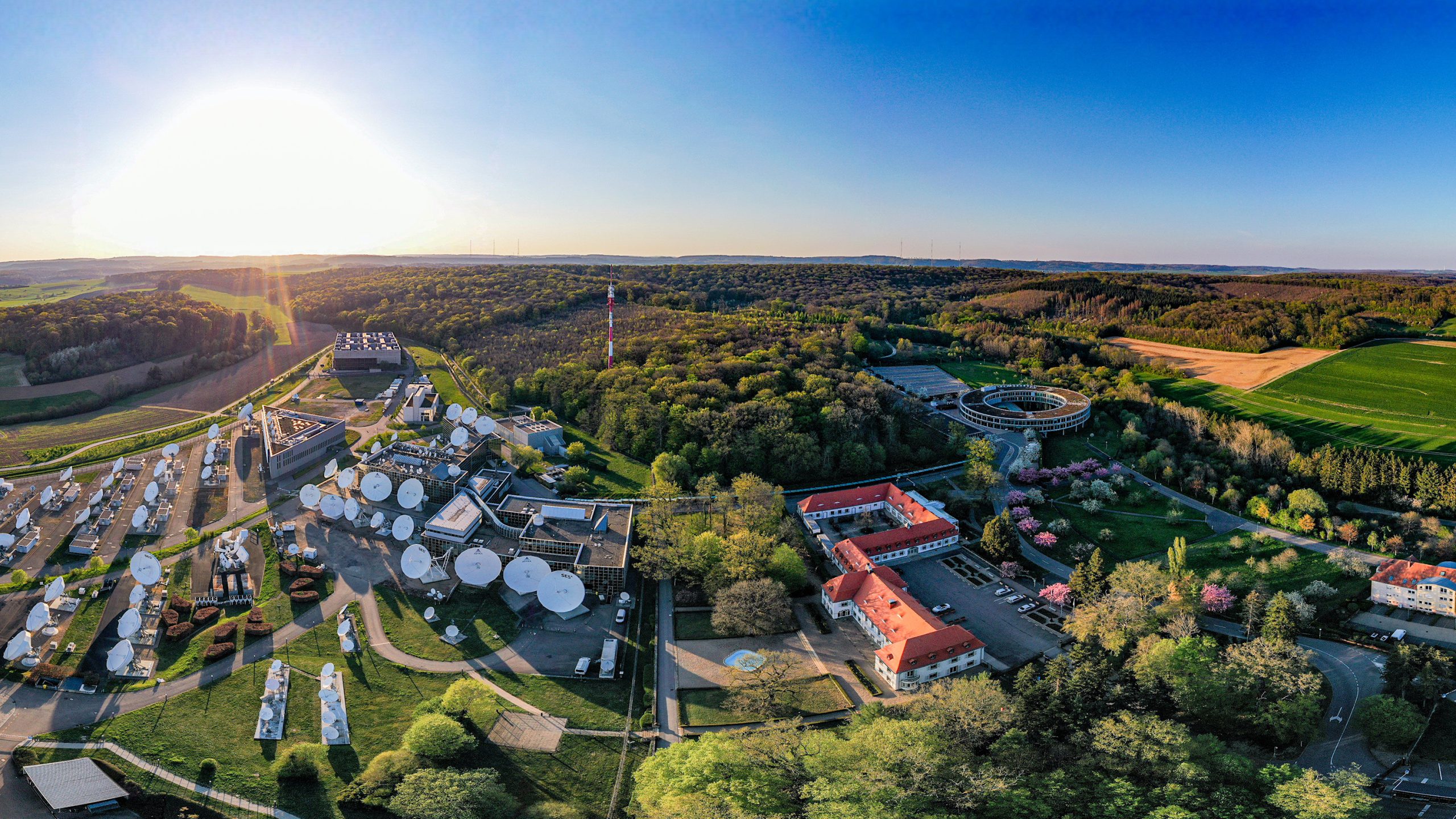 spappasa's tweet card. SES and Intelsat were awarded the 2025 Icon Award for Deal of the Year Dec. 2.