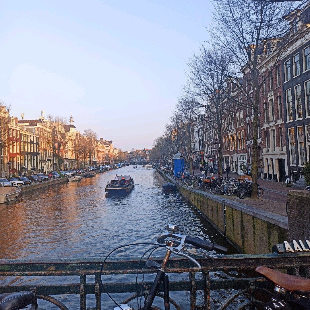 ashishrajs's tweet card. More technical stuff from KubeCon2023 will follow tomorrow onwards but till then here is something else that Amsterdam has on its plate, indeed a beautiful lake city! #kubecon #amsterdam