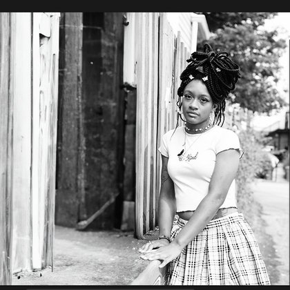 Tweet card summary image