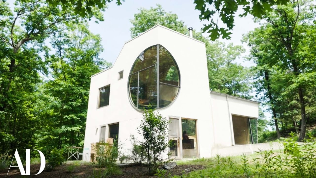 RobMongoose's tweet card. Inside An Experimental Off-Grid Modern Cabin | Unique Spaces |...