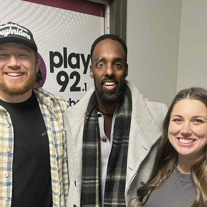 Tweet card summary image