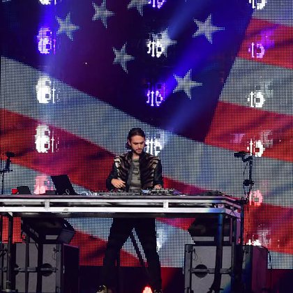 Tweet card summary image