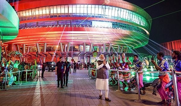 FinancialXpress's tweet card. PM Narendra Modi said, "On the basis of track record, I will make the country believe, in the third term, economy will be among world's top three".