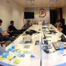 Tweet card summary image