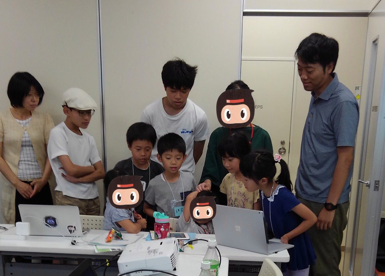 CoderDojo_Nippa's tweet card. グループの説明もお読み下さい。 * * * ## CoderDojo新羽でできること 1. 主にScratchを使って、ゲームやプログラミングを行い、作った作品(途中まででもＯＫ）を自慢できます。 2. Scratch自体がはじめての場合は、インターネット接続が必須となりますがCode.orgのHour of Codeがお勧めです。 3. プログラミングに興味があったり、好きな子ども達（ニン...