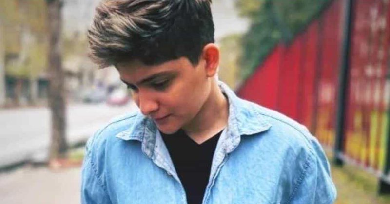 Tweet card summary image