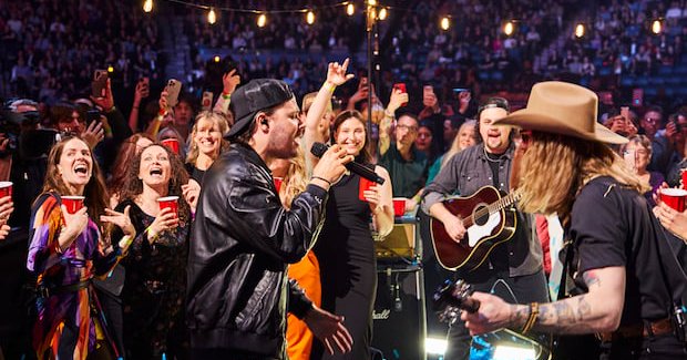 Tweet card summary image