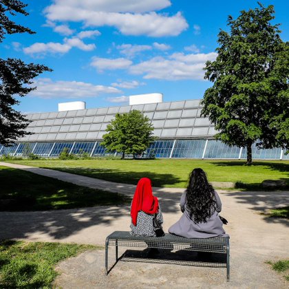 Tweet card summary image