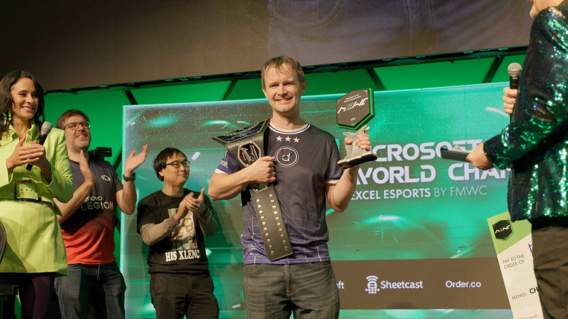 JavaWales's tweet card. : Diarmuid Early takes world title after outpacing 11 rivals