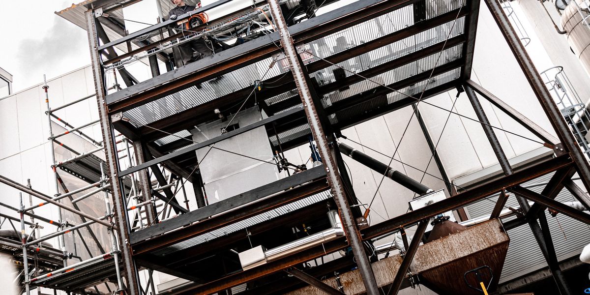 newsycombinator's tweet card. The plentiful metal could be a carbon-free fuel and store energy long term