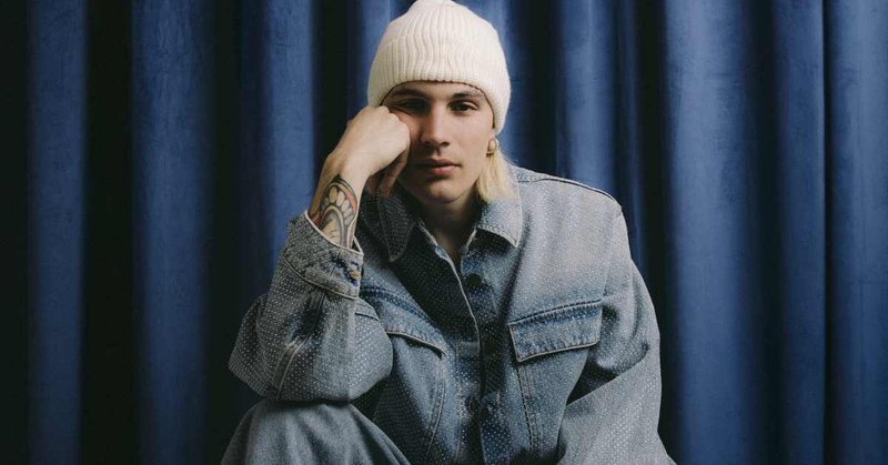 Tweet card summary image