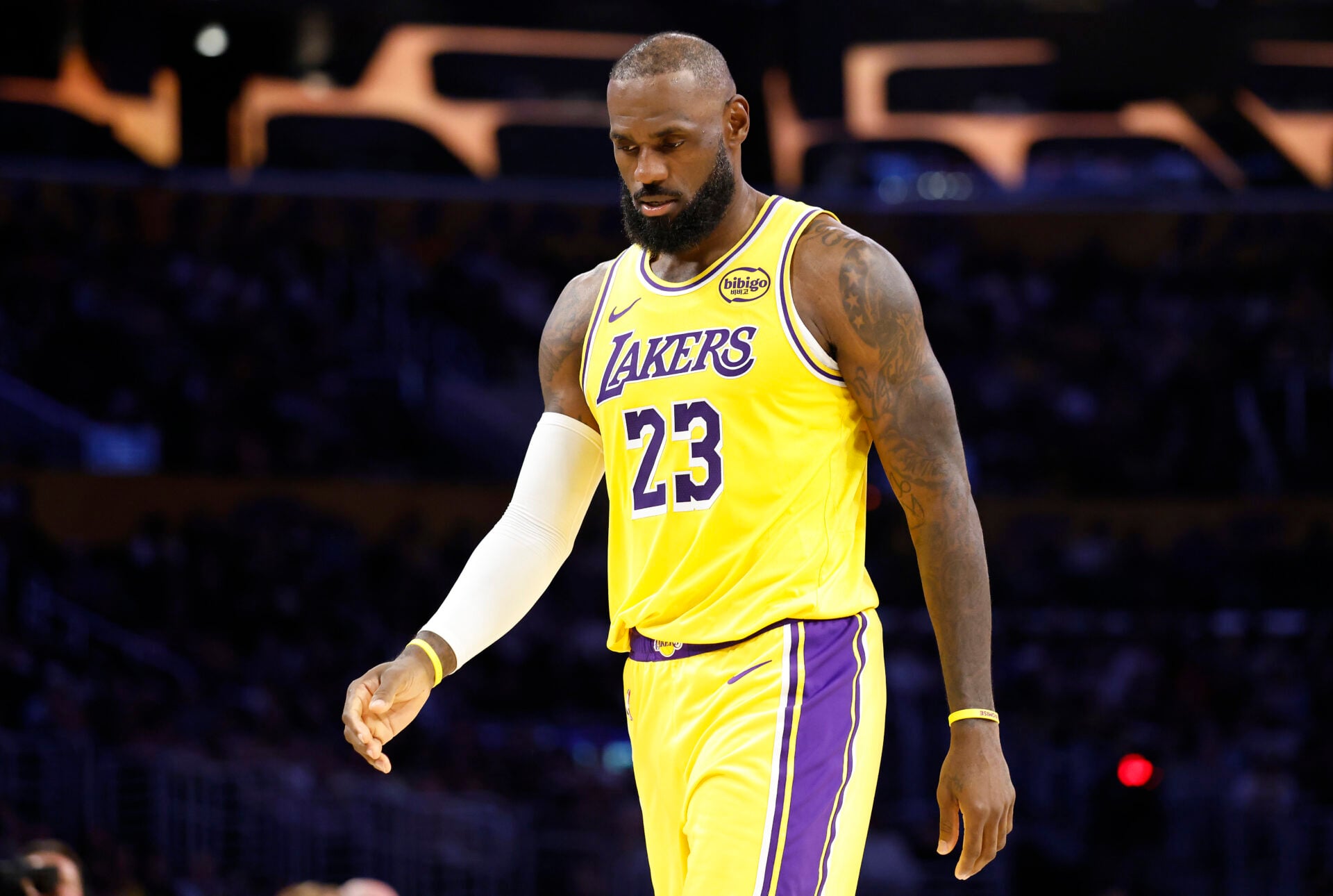 HoopAnalysisNet's tweet card. No territory is unknown to LeBron! 🔥