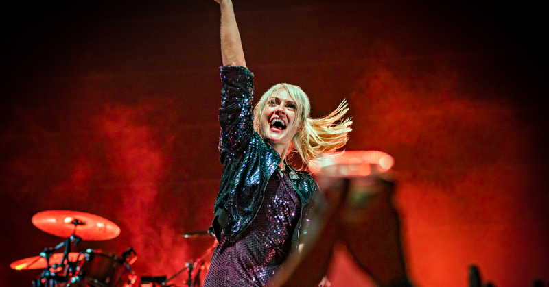 Tweet card summary image